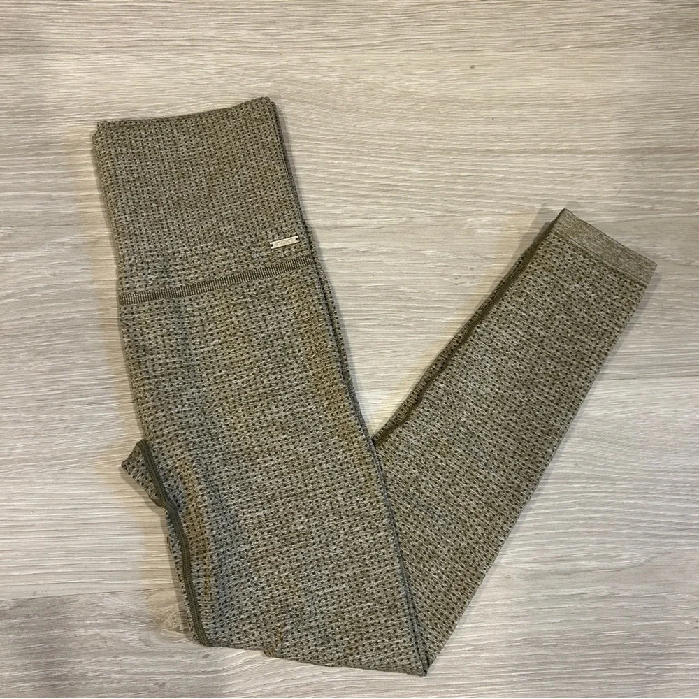 Echt Women’s Green Sensory Seamless Leggings - Small - Picture 2 of 8